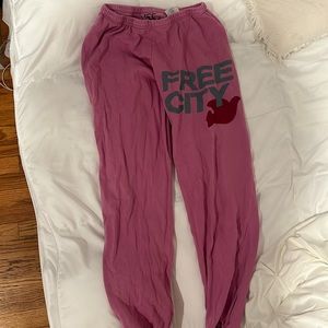 COPY - pink free city sweatpants (xs)